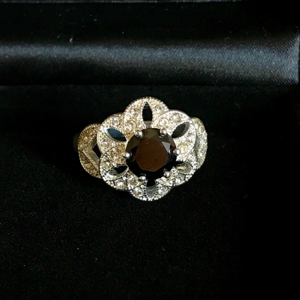 🌺🌸 ⭐️NEW⭐️ Black Stone Ring